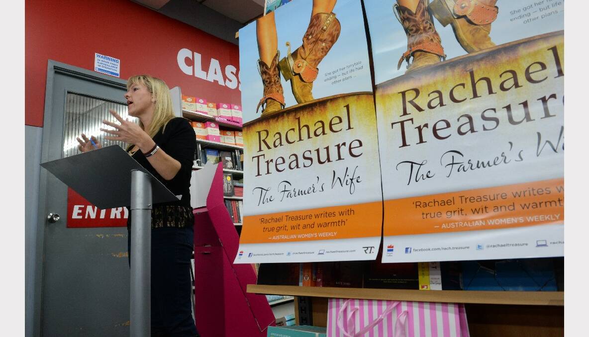 Rachael Treasure speaks at Collins Booksellers in Ballarat. PICTURES: ADAM TRAFFORD.