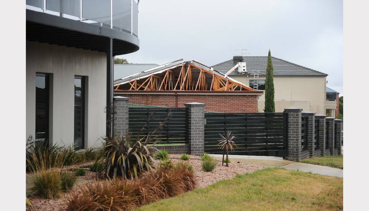 The winds damaged these homes in Ballarat North. PICTURE: JUSTIN WHITELOCK.