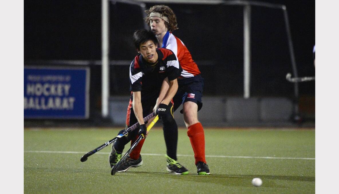 Box Hill's Chris Kang and Westvic's Zach Shipham. PICTURE: KATE HEALY.