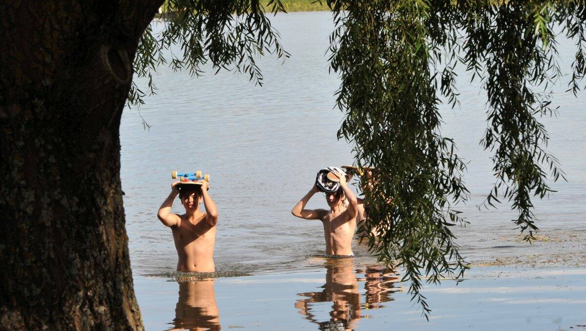 These boys were using skateboards to keep the sun away at Lake Wendouree at the weekend. PIC: Jeremy Bannister