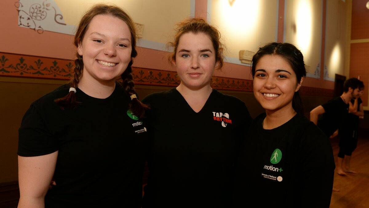 Gabrielle Turner, Caitlin Lavery and Safiye Vurdu (Ballarat) at a Ballarat theatre training day.