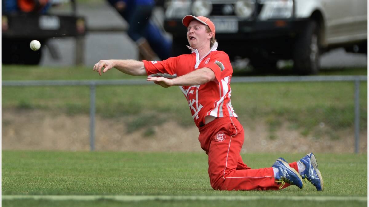 Wendouree captain Matt Smith throws one into the keeper for a crucial late wicket - Club Final Brown Hill V Wendouree PIC: ADAM TRAFFORD