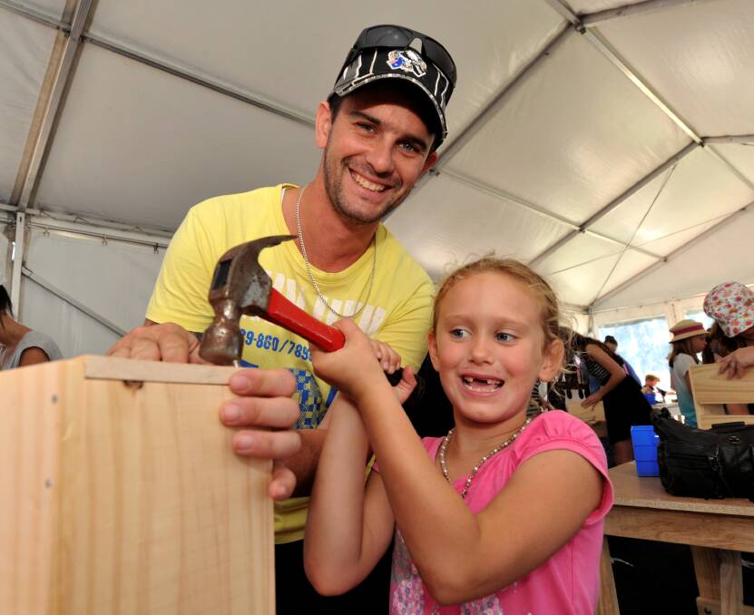 Matt Hinchliffe and daughter Jazmine construct a birdhouse PIC: JEREMY BANNISTER 