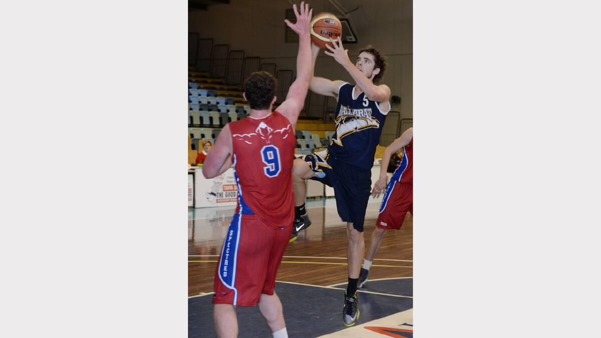 BIG V YOUTH BASKETBALL - MINERS V NUNAWADING SPECTRES, Dylan Hogarty-Doyle (Spectres) and Brady Neill (Miners).