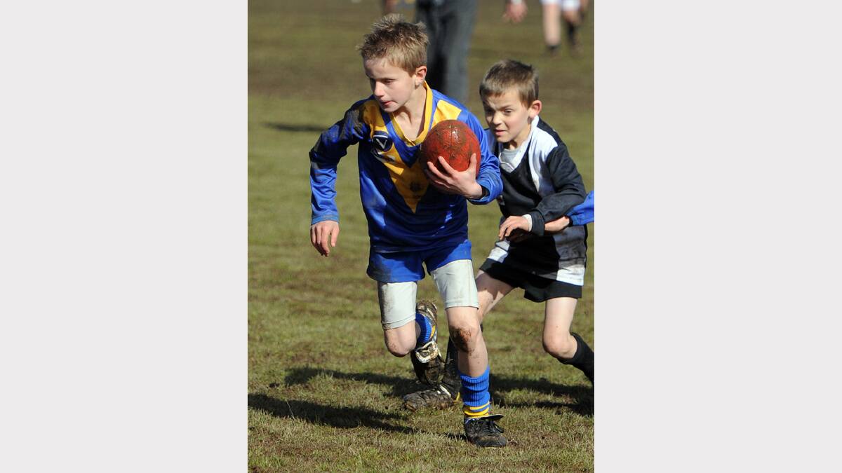Learmonth's Austin Hare in the CHFL under-12 lighting premiership. PICTURE: JUSTIN WHITELOCK