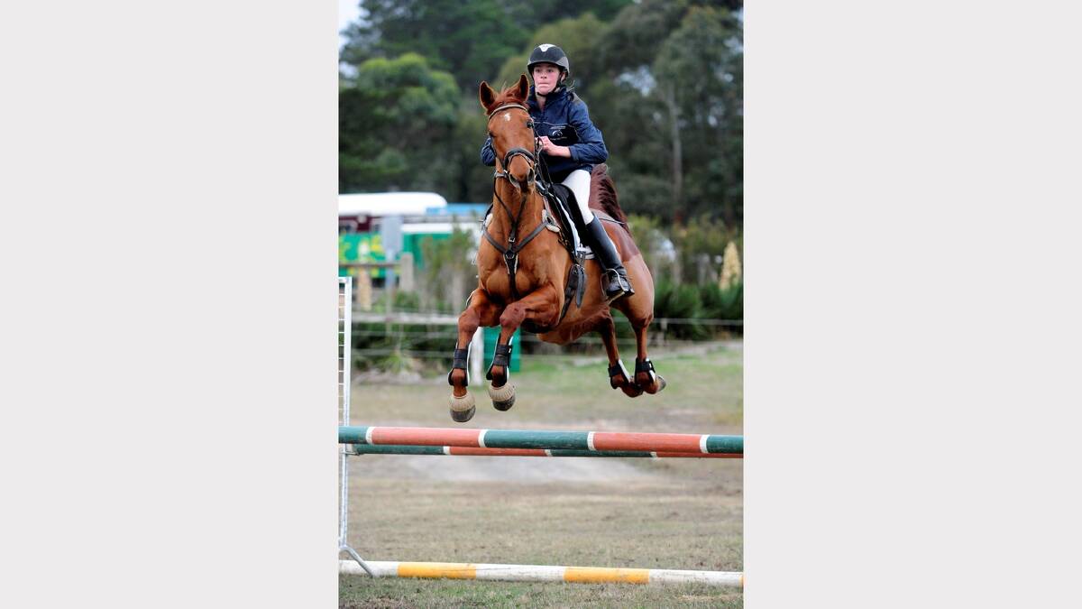 Molly Barry, 15, from Leongatha on "La Muso" at the Woady Yaloak horse trials, part of the Eureka series. PHOTOGRAPHER: JEREMY BANNISTER