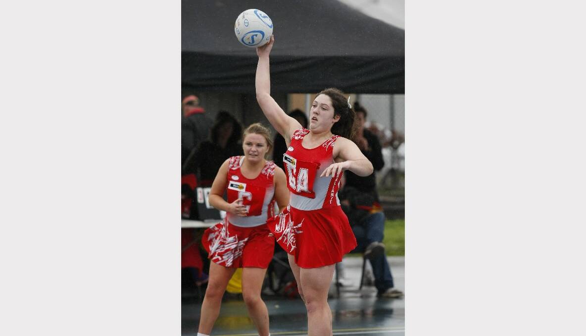 Hayley Fidler in the match between Bacchus March and Ballarat Swans. 