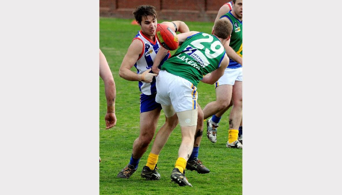 East Point's Simon Mitchelhill and Lake Wendouree's Gavin Webb. PICTURE: JEREMY BANNISTER. 