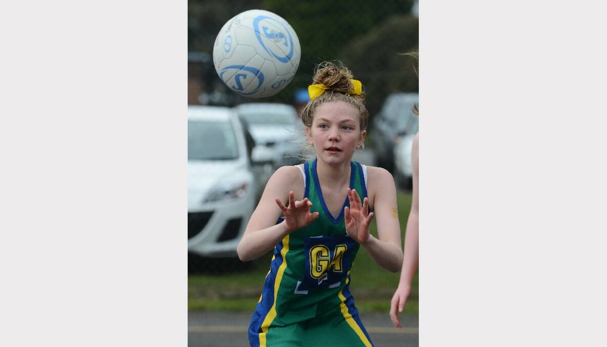 Lake Wendouree's Annie Turner in the U/14 match against Redan. PICTURE: KATE HEALY. 