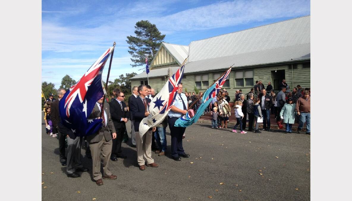 Hundreds of Meredith locals gave thanks to Anzacs. PICTURE: JORDAN OLIVER