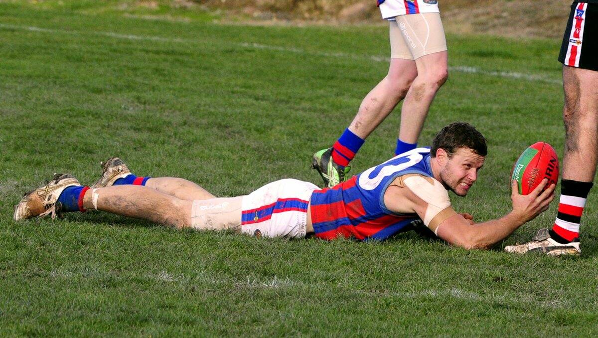 Former Hepburn big gun Lee Cox left the club to play with Tooleybuc-Manangatang in the Central Murray competition this season.