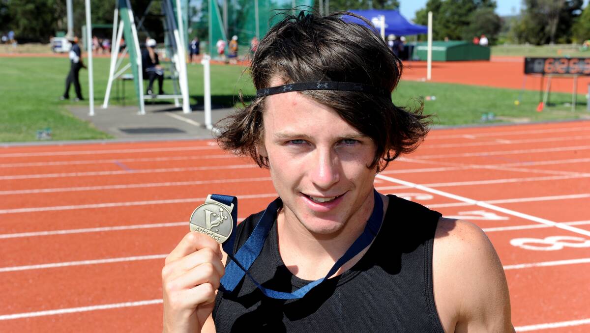 Ballarat Harriers sprinter Sam Baird wins men's under-20 400m event