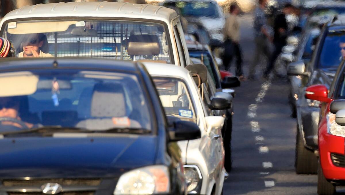 Still no long-term solution for Geelong Road traffic woes