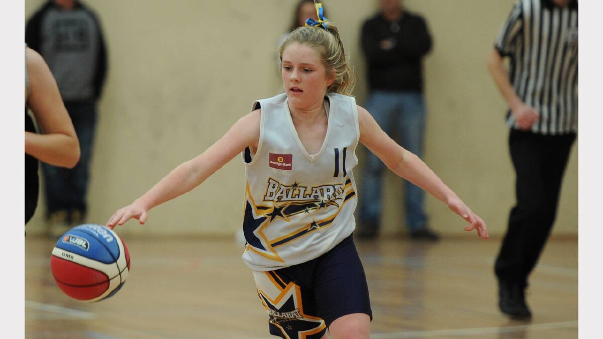 Junior Basketball Tournament - Ballarat Gold (white) V Collingwood 1 (black) 14GA1. @ Arch Complex Court 8. Remy Lawless - ballarat