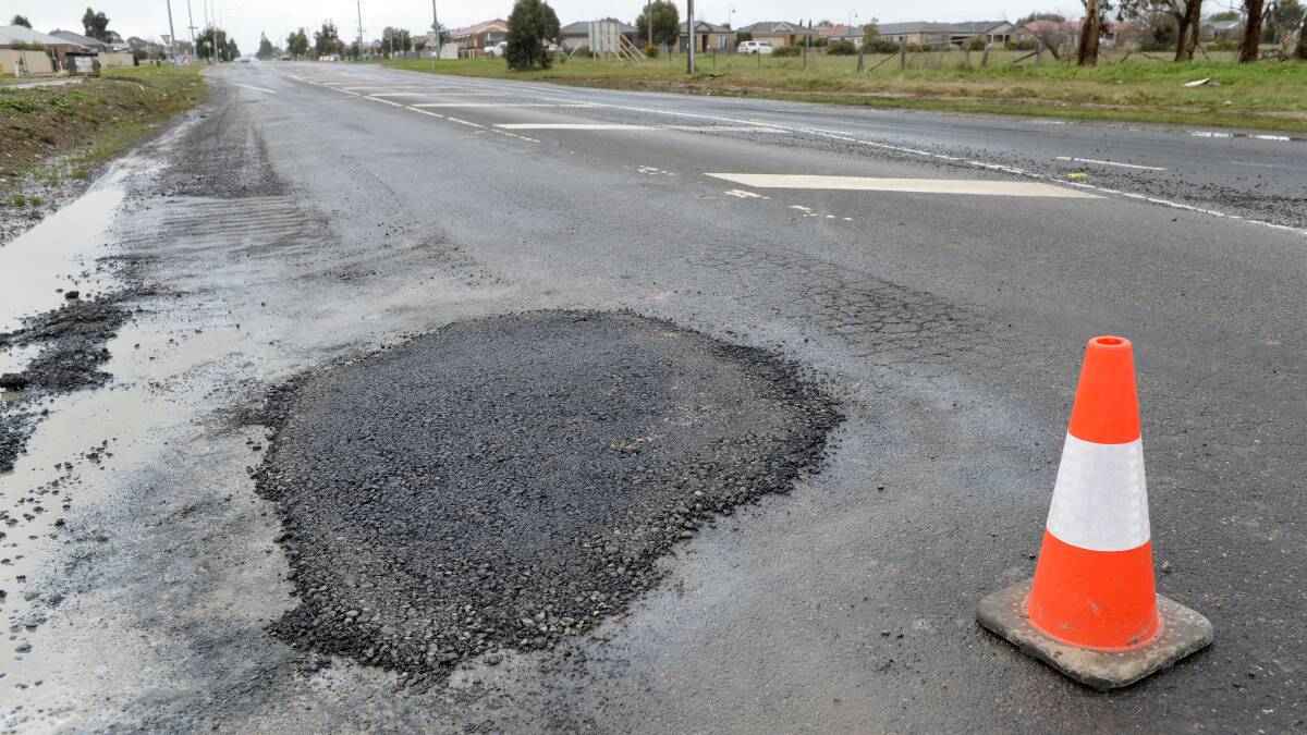 Region mayors welcome federal funding for road fixes