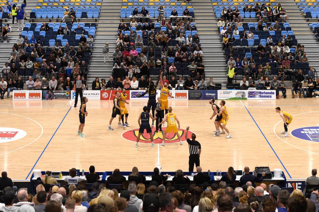 TIP-OFF: Ballarat Basketball and Phoenix P-12 Community College will be raising money for the Fiona Elsey Cancer Research Institute at this week's NBL1 South games. Picture: Adam Trafford