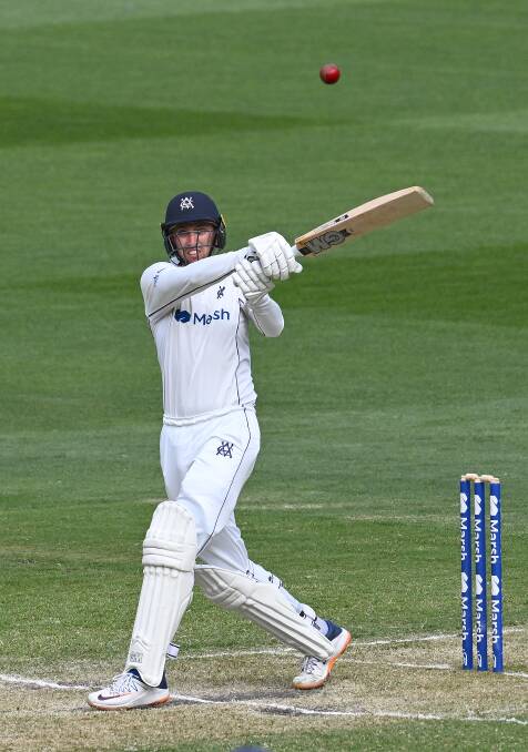 Short pulls one away against NSW. He smashed eight fours and two sixes on his way to 90 in Victoria's second innings. Picture: Quinn Rooney/Staff
