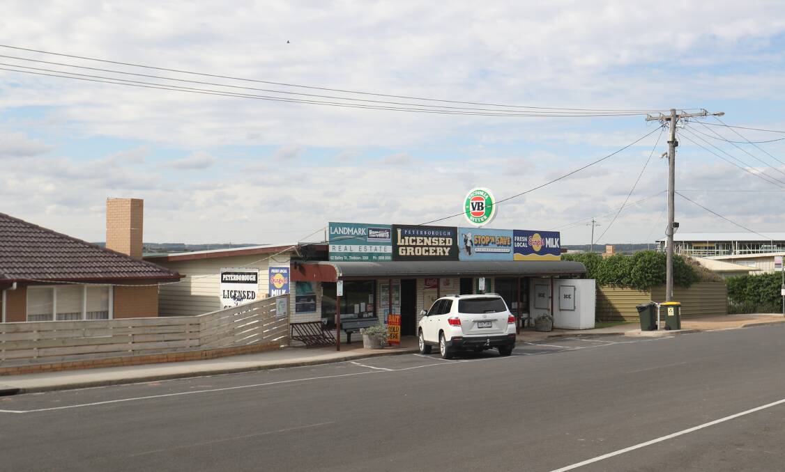 Disconnected: The licensed grocers in Peterborough, where all Telstra landline phone and internet services are down for nearly two weeks. Owner Kathy Burl describes the situation as "just ridiculous". Picture: Morgan Hancock.