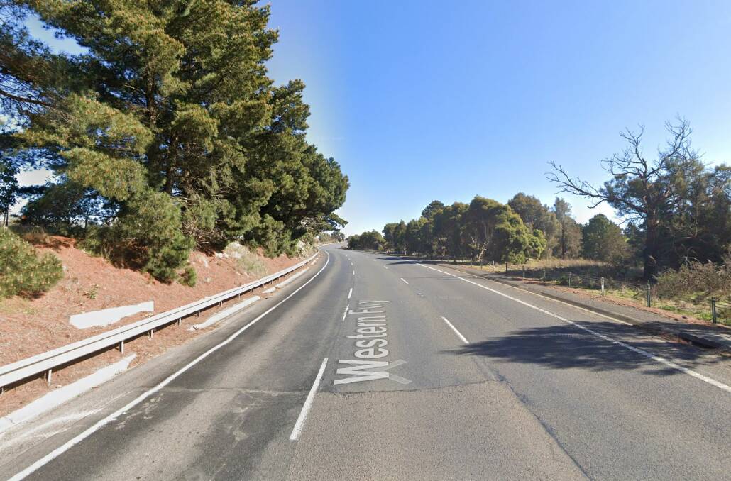 A dangerous corner on the Ballan side of the Western Freeway at Pykes Creek. Picture by Google Maps. 