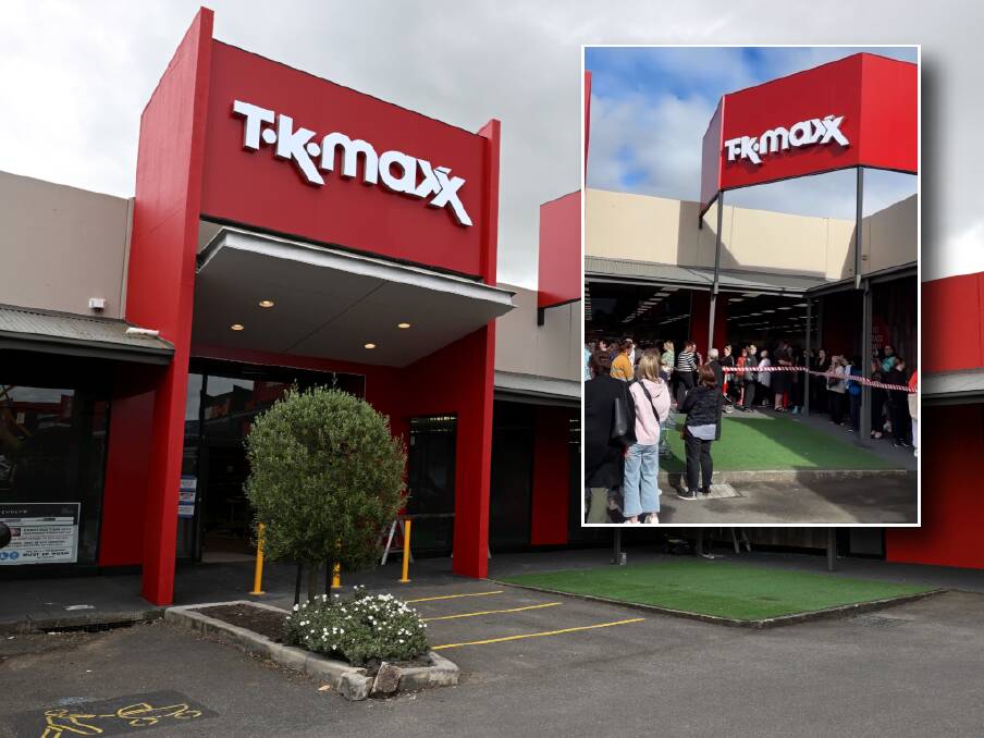 TK Maxx opened its Ballarat store on Thursday, November 16 2023. A huge crowd gathered outside (inset) ahead of the doors opening for the first time. Pictures by Lachlan Bence, supplied