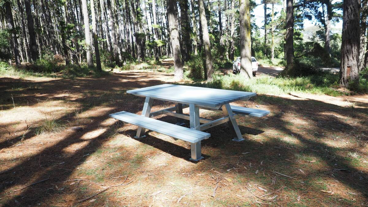 Plastic innovation: Replas park bench. Photo: supplied