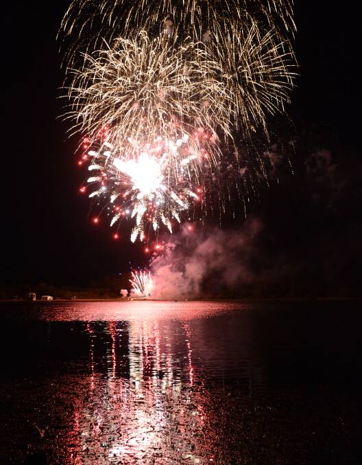 New Year's Eve fireworks at Lake Wendouree. Photo: Adam Trafford