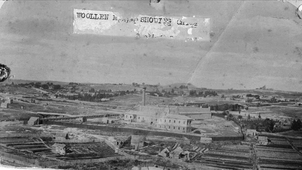 Sepia photo of the old woollen mills; Yarrowee River behind, to the left. Date unknown. Source: Ballarat Historical Society Inc.
