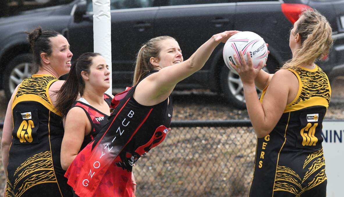 Cynna Kydd (Springbank) and Laura Bourke (Buninyong) in last year's Springbank-Buninyong clash. Picture: Kate Healy.