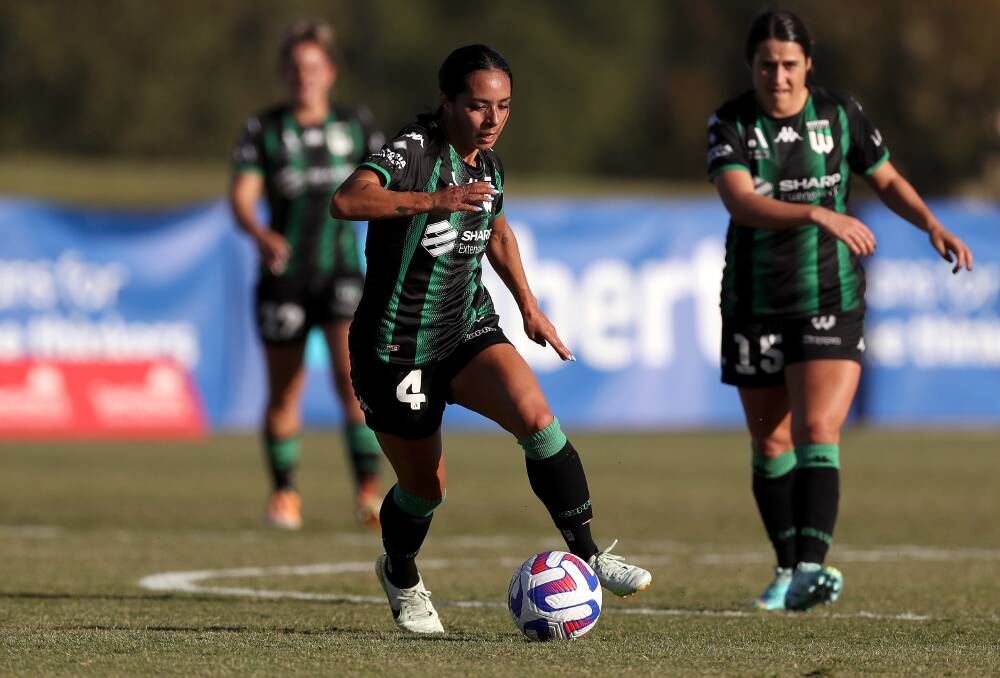 Western United FC's Jaclyn Sawicki controls the ball against the Newcastle Jets at Morshead Park. Picture by Getty Images