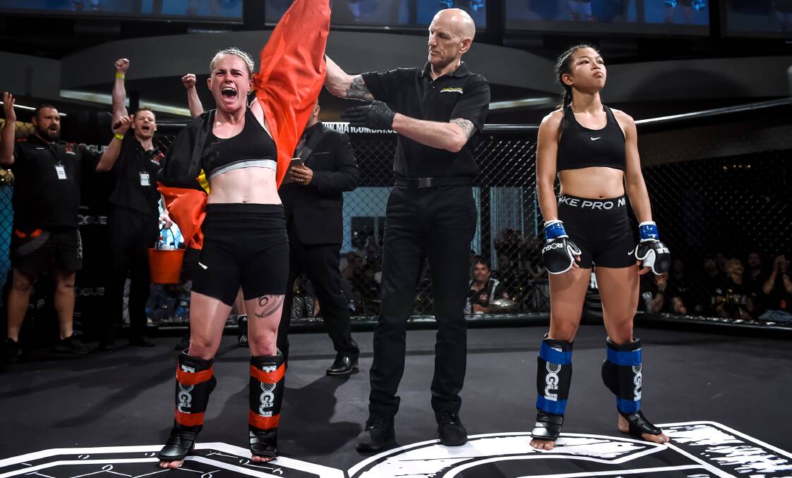 Greenhalgh in her triumph over Nhi Nguyen at Rogue MMA 1.