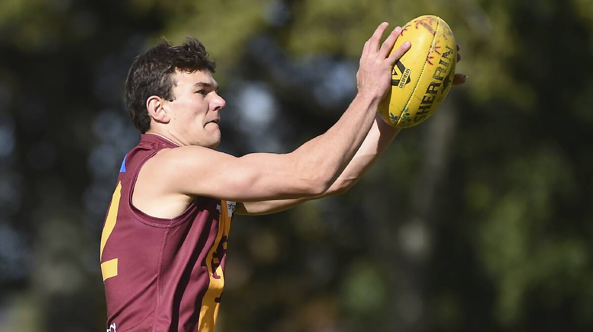 Will Madden had 14 touches for Redan on Saturday. Picture by Lachlan Bence