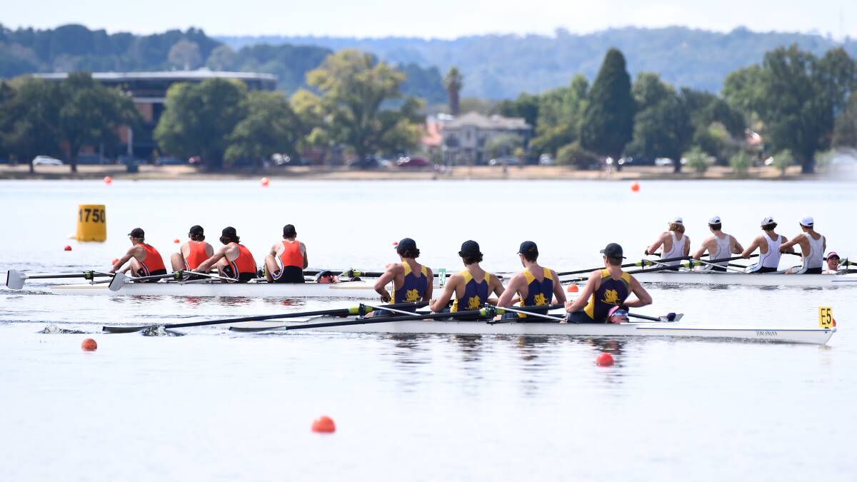 Crews in action at the 2022 Head of the Lake. Picture by Adam Trafford