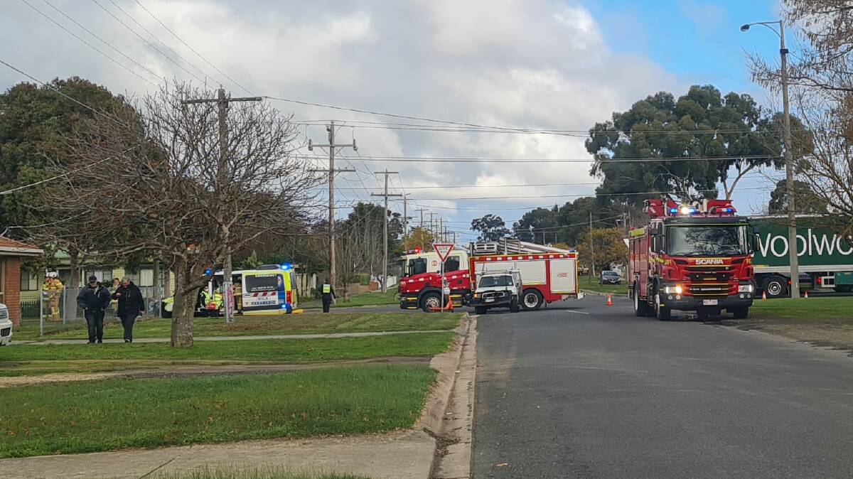 UTE: Police say a ute was involved in a collision with the sedan before it ended up in the wall of a Rubicon Street unit. Picture: Gabrielle Hodson.