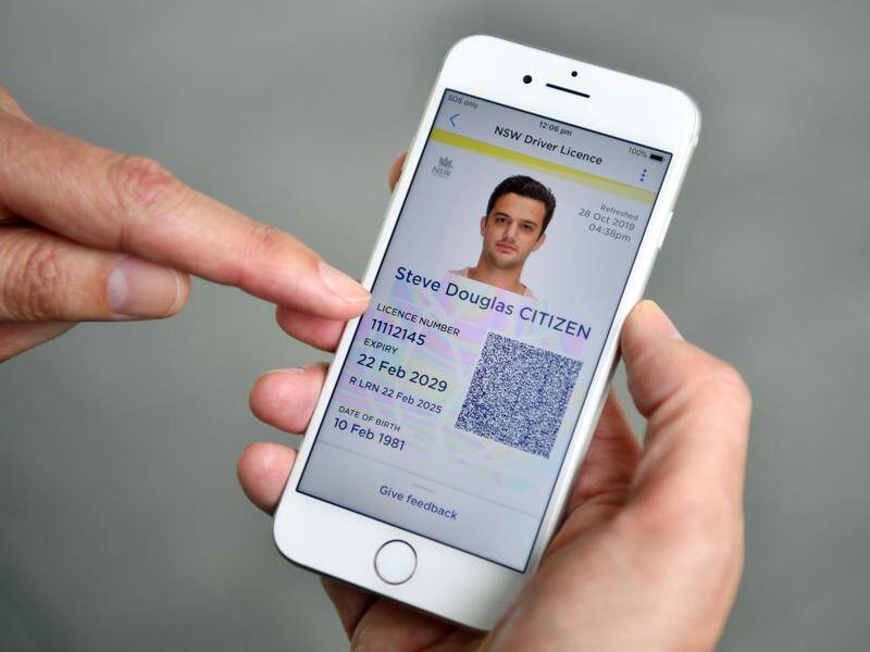 South Australia launched digital driver's licences in 2017 and NSW followed suit in 2019. (Joel Carrett/AAP PHOTOS)