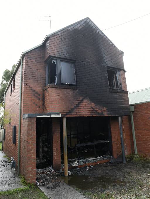 GUTTED: A double-storey unit in Redan caught fire on Saturday morning. 
Police are investigating the cause of the blaze. PICTURE: Justin Whitelock