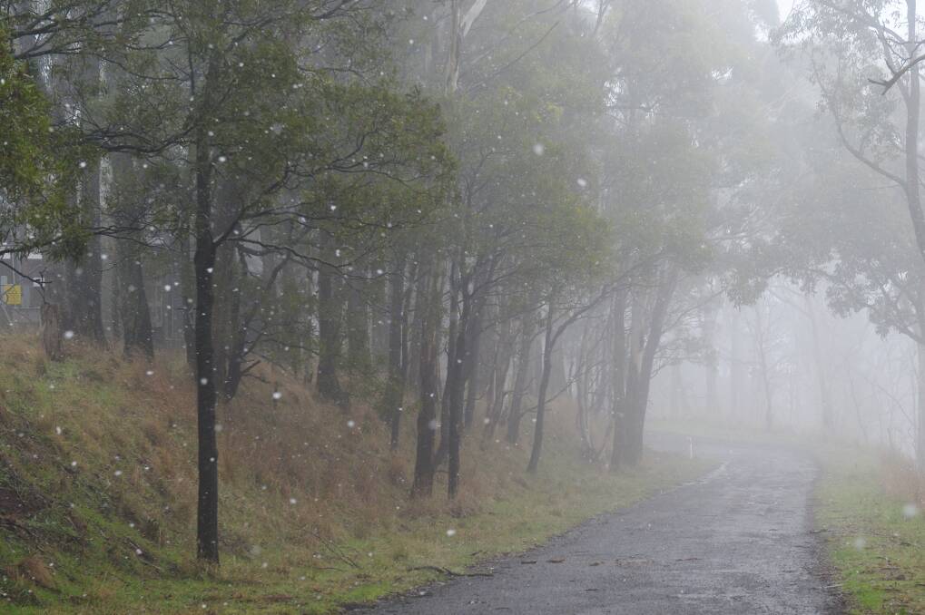 There is a good chance we could see snowfall on Mt Buninyong over the coming days.
