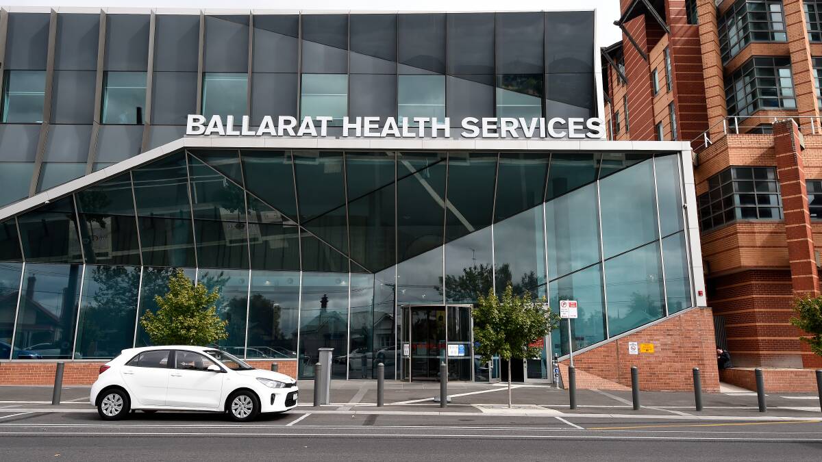 A student on placement at Ballarat Health Services has tested positive for COVID-19.