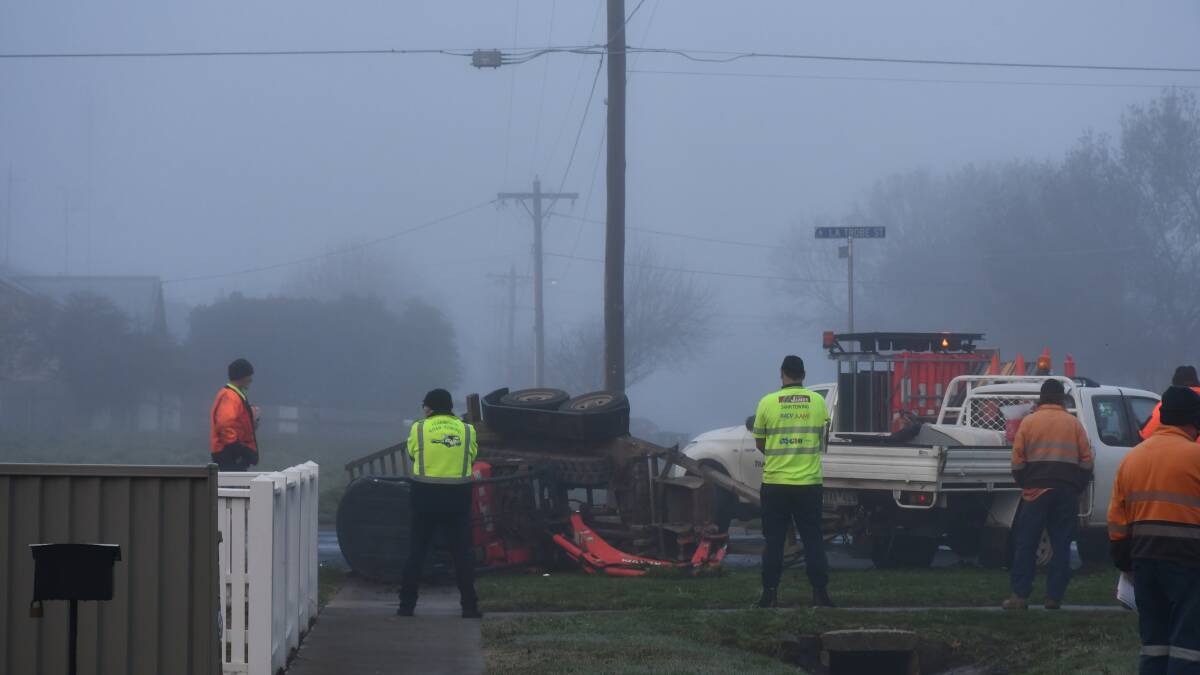 Road blocked in Redan after crash in foggy conditions