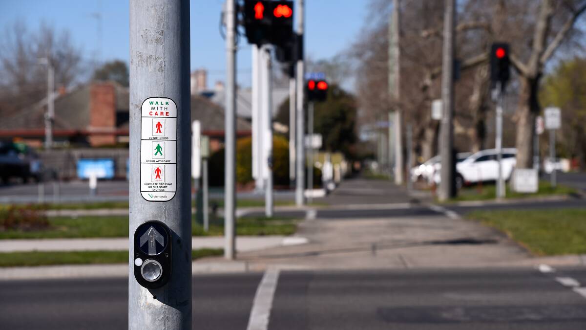 Pedestrians struggle to find time to cross Ballarat intersections