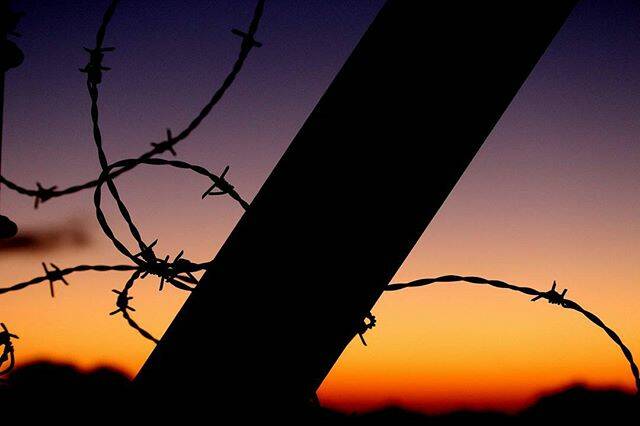 PIC OF THE DAY: @johnpervan "Shooting the sunset tonight from a fire watch tower on Mount Buninyong and accidentally focused on some barbed wire, I liked the result! Accidents sometimes work out ok. #sunset #theballaratlife #visitballarat #buninyong #barbedwire #naturephotography #accident #canonphotography #seeaustralia #getoutdoors #wow_australia2017 #ig_discover_australia #goldenhour #ballaratpicoftheday"