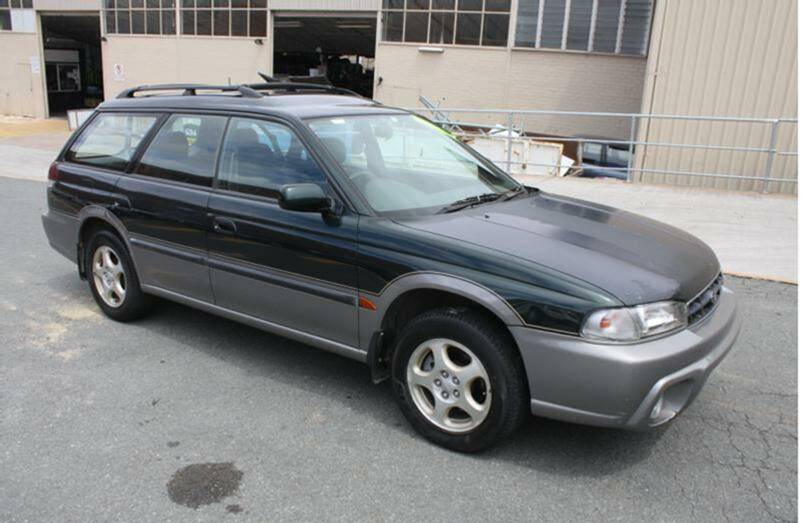 An image of a car similar to the 1997 Subaru Outlander stationwagon police are hunting. Source: Victoria Police media.