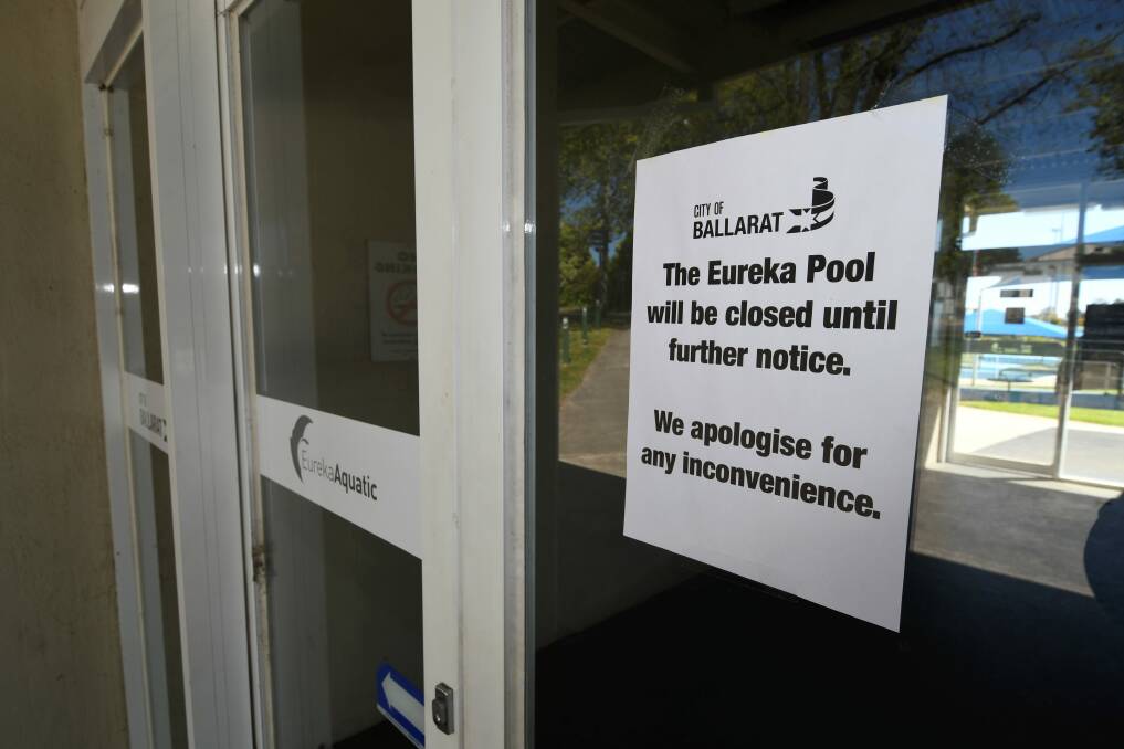 CLOSED: A sign on the front door at the Eureka Aquatic Centre. Pictures: Lachlan Bence