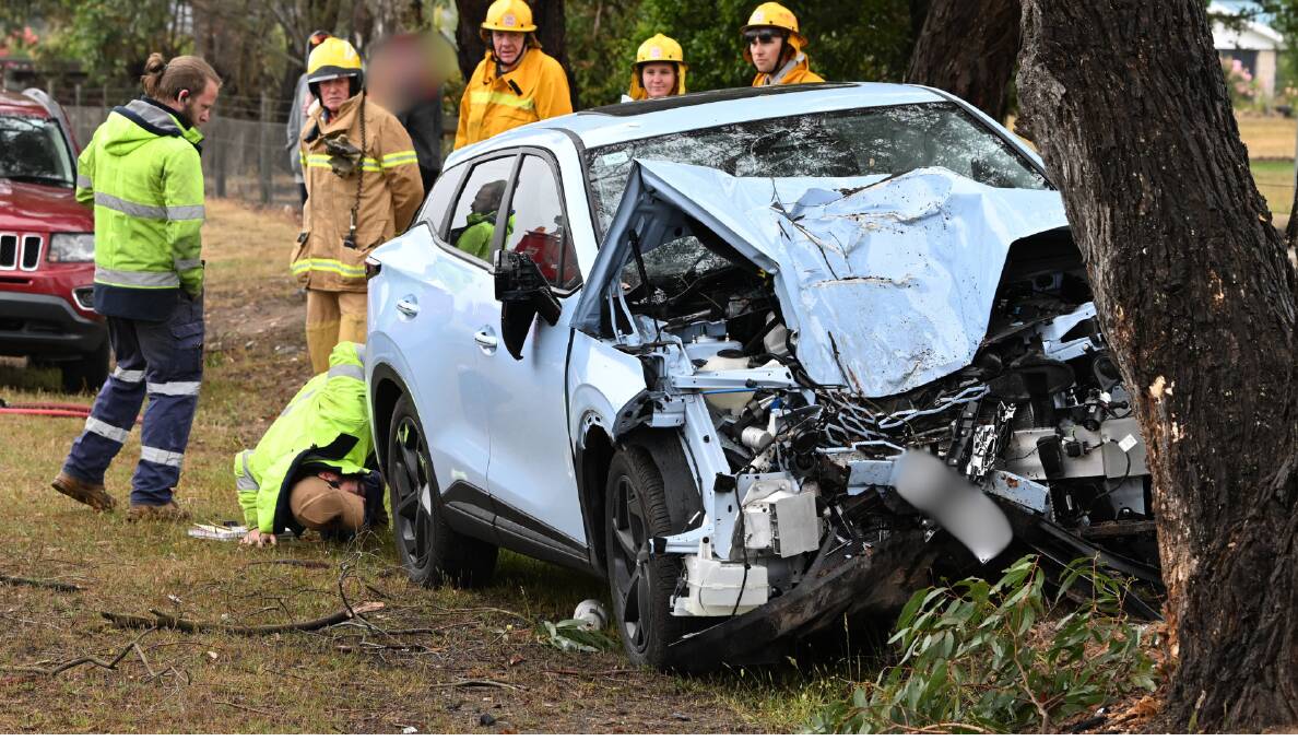 Emergency crews on scene at a crash on the Sago Hill Road at Bunkers Hill on Thursday, November 30. Picture by Lachlan Bence. 