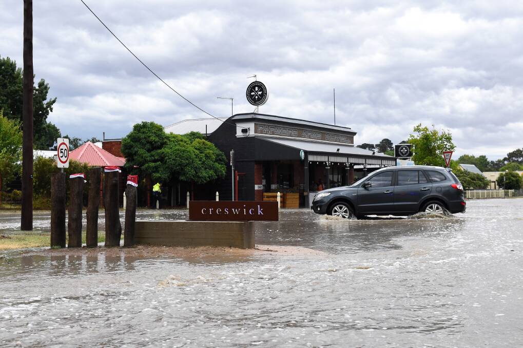 Pictures of flooding around Ballarat and Creswick.