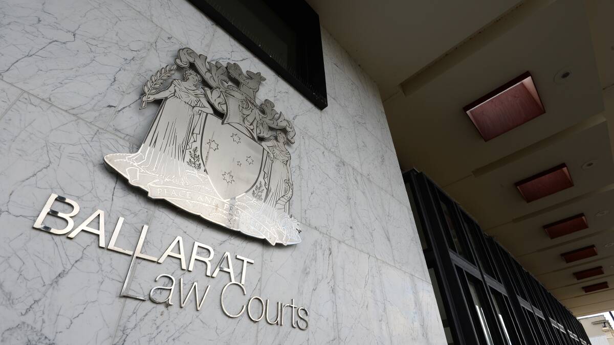 Ballarat jury retires to consider verdict in rape case