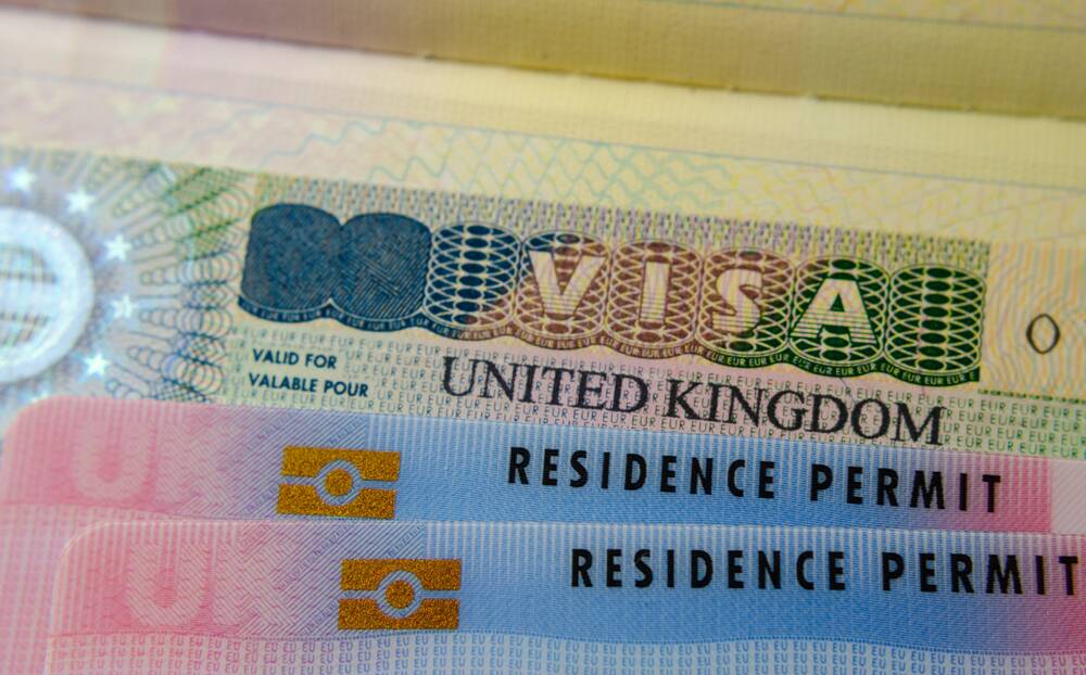 Work in the UK with a tier 5 visa