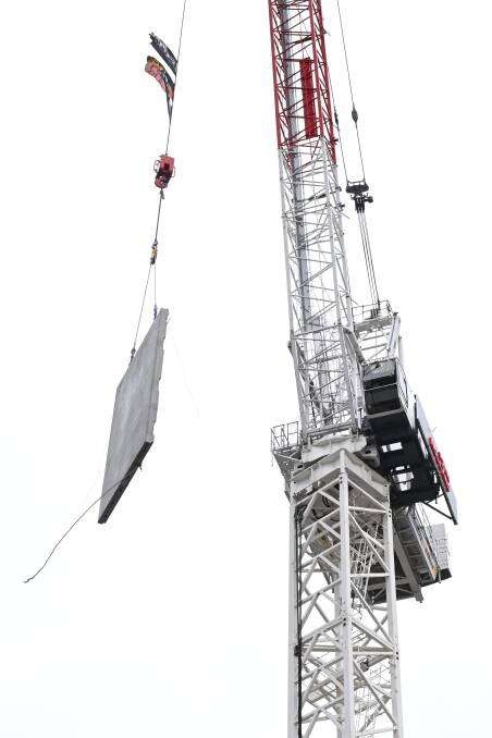 Maureen, the crane named after a long-serving Ballarat hospital volunteer, in action on December 18, 2023. Picture by Adam Trafford
