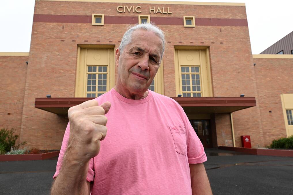 WWE Hall of Famer Bret 'The Hitman' Hart arrives in Ballarat ahead of the first Starrcast wrestling convention outside the United States. Picture by Lachlan Bence