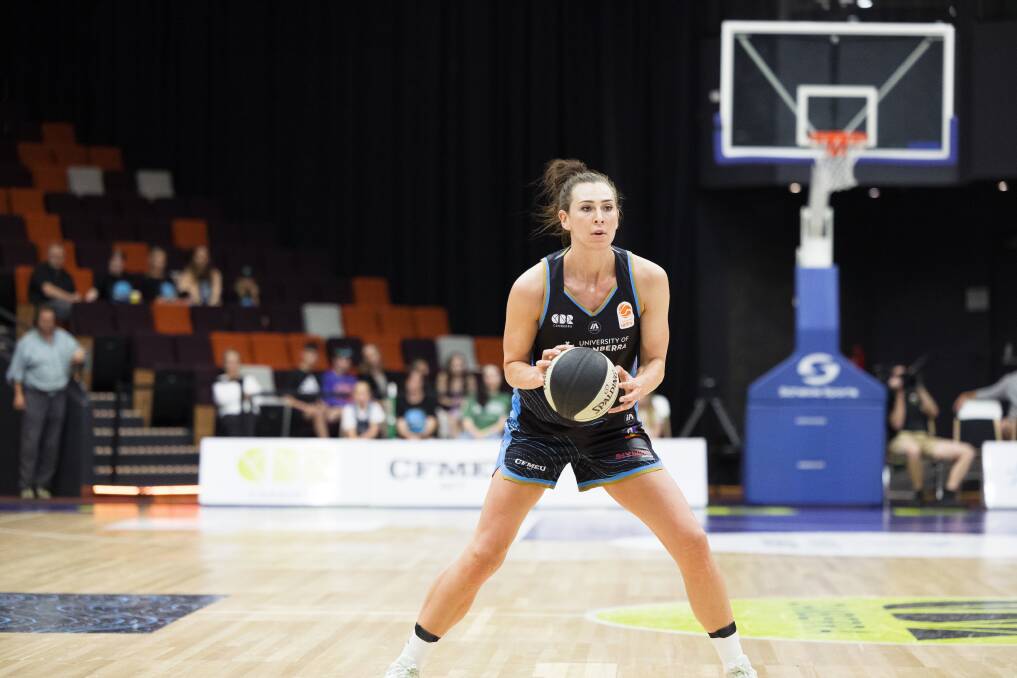 Canberra Capitals' Alex Bunton's incredible comeback to the game is set to continue with Ballarat Miners in 2024. Picture by Sitthixay Ditthavong