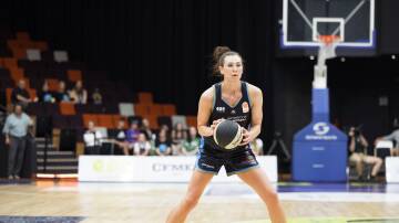 Canberra Capitals' Alex Bunton's incredible comeback to the game is set to continue with Ballarat Miners in 2024. Picture by Sitthixay Ditthavong